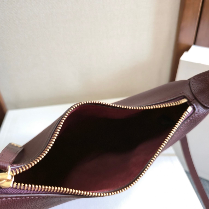 Ce1i*e satchel bags